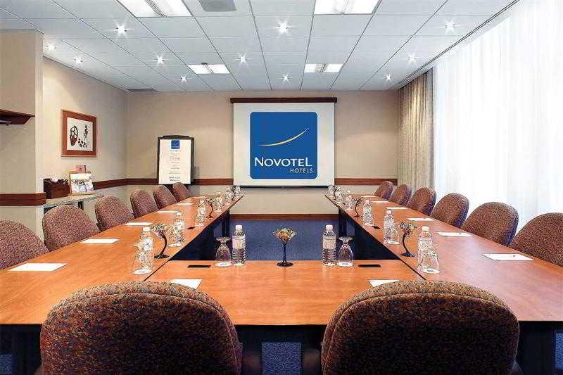 Novotel Toronto North York Ngoại thất bức ảnh