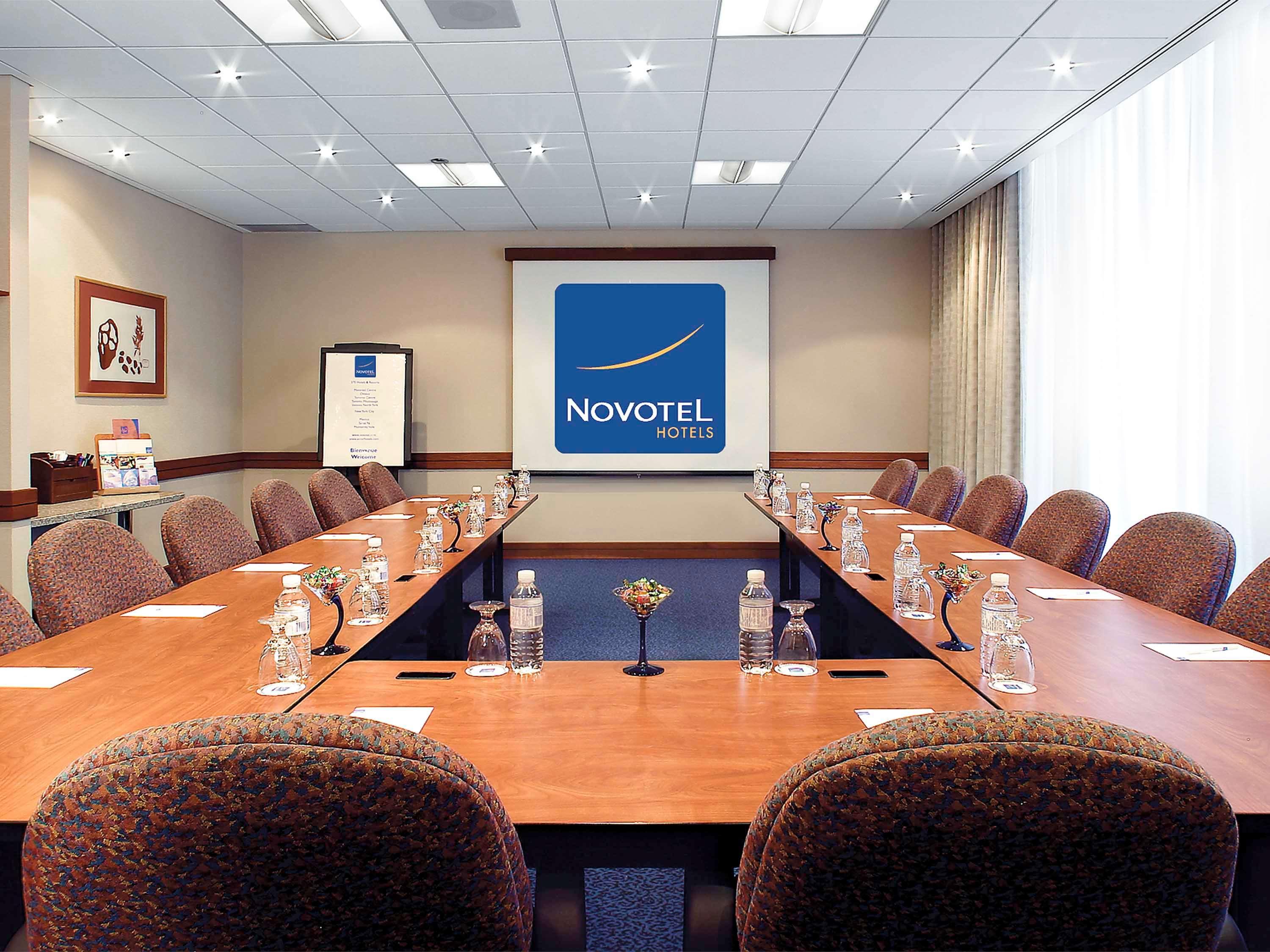 Novotel Toronto North York Ngoại thất bức ảnh