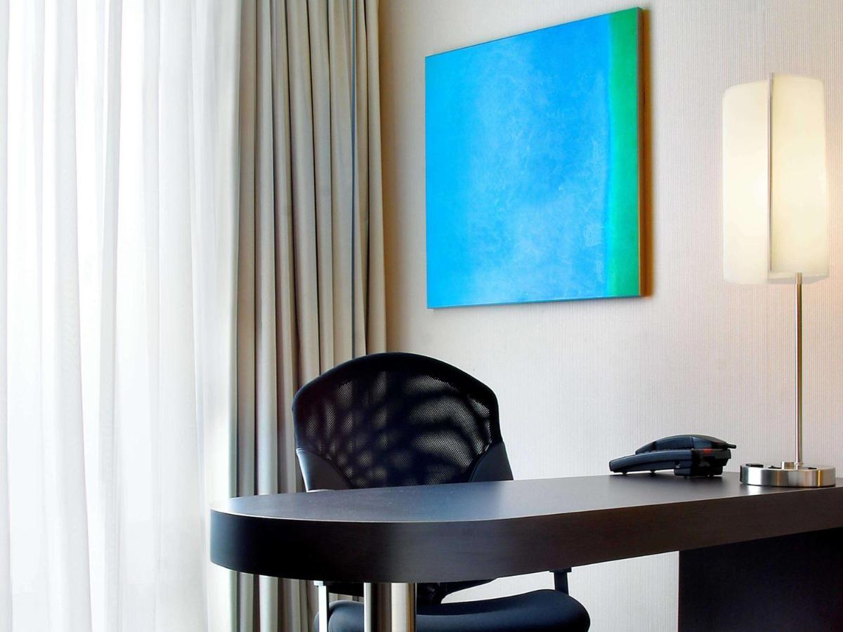 Novotel Toronto North York Ngoại thất bức ảnh
