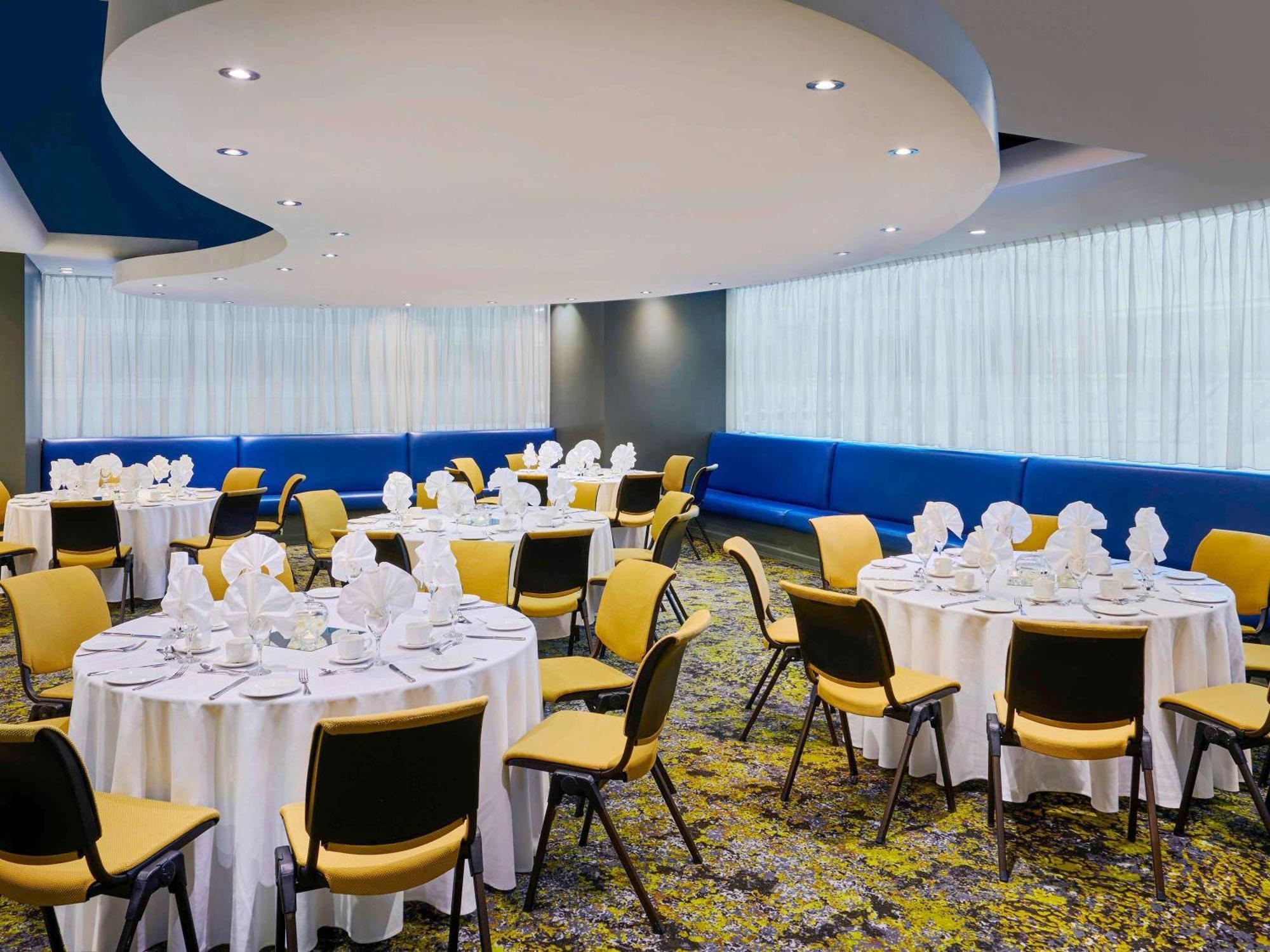 Novotel Toronto North York Ngoại thất bức ảnh