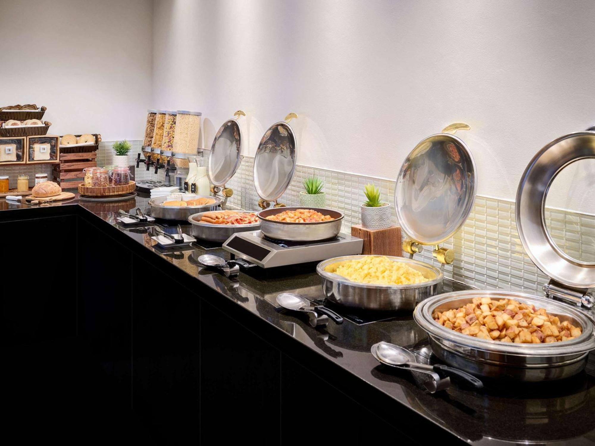 Novotel Toronto North York Ngoại thất bức ảnh